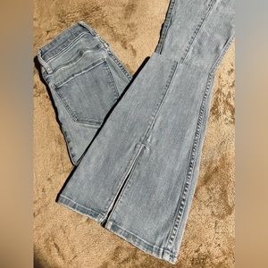 Hollister HIGH-RISE LIGHT WASH PINTUCK FLARE JEANS